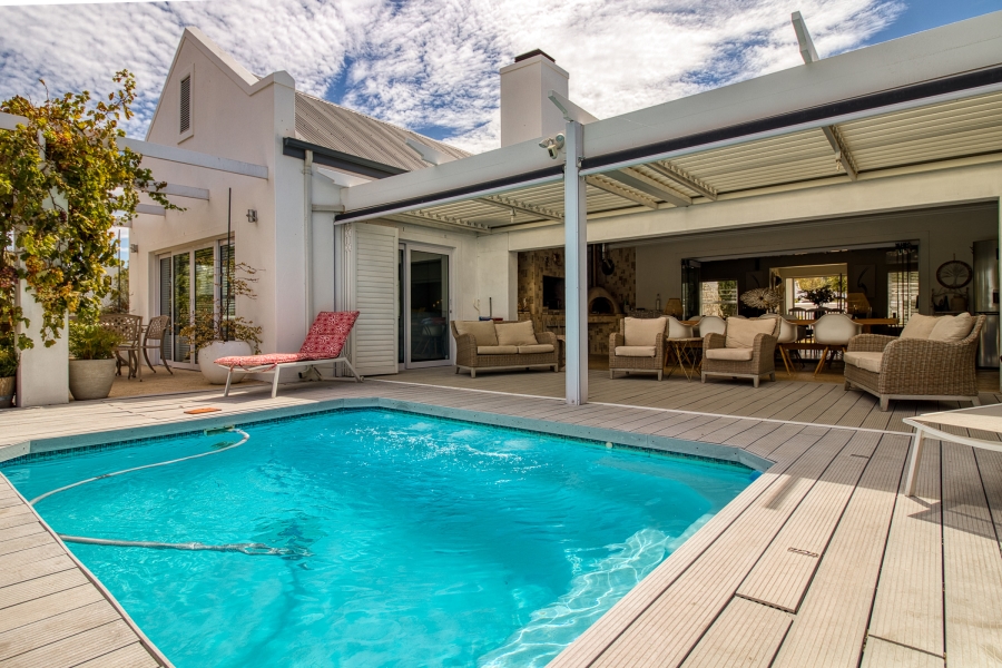 4 Bedroom Property for Sale in Croydon Vineyard Estate Western Cape